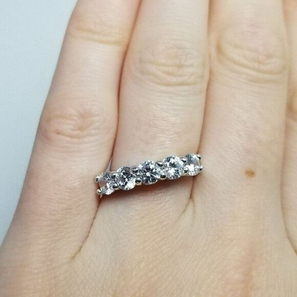 Vintage Sterling Silver Sparkly CZ Five Stone Stacking Band Ring, Size 6, Estate - Picture 9 of 10